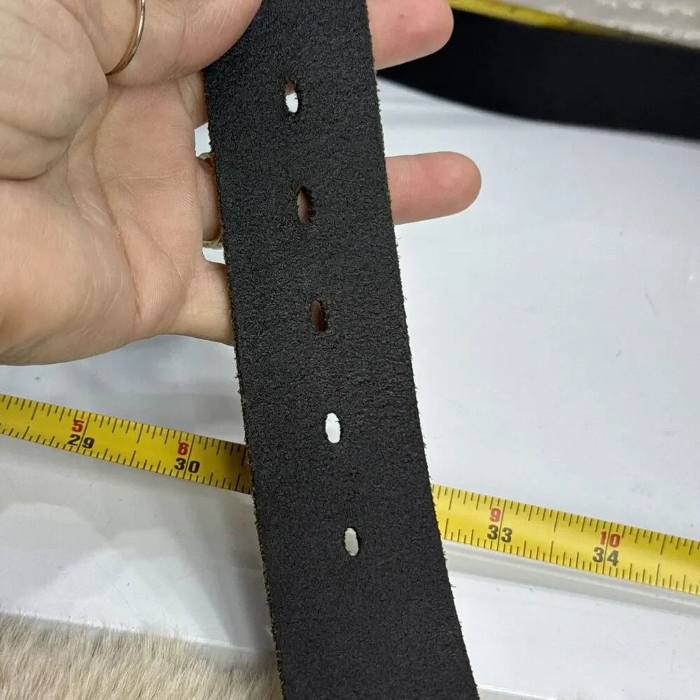 (H) TIMBERLAND Genuine Leather vintage black  belt , size 32